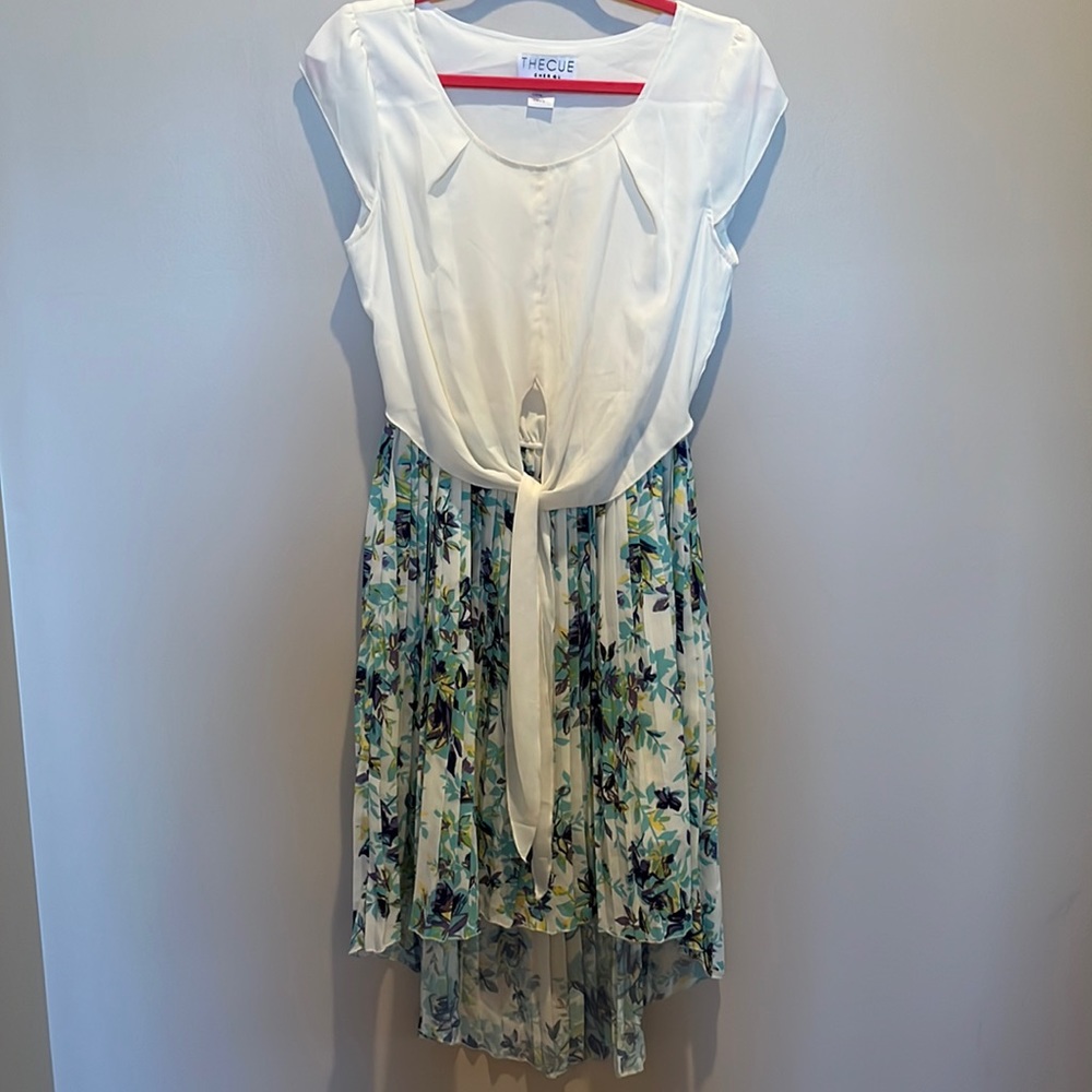 Anthropologie The Cue tea dress